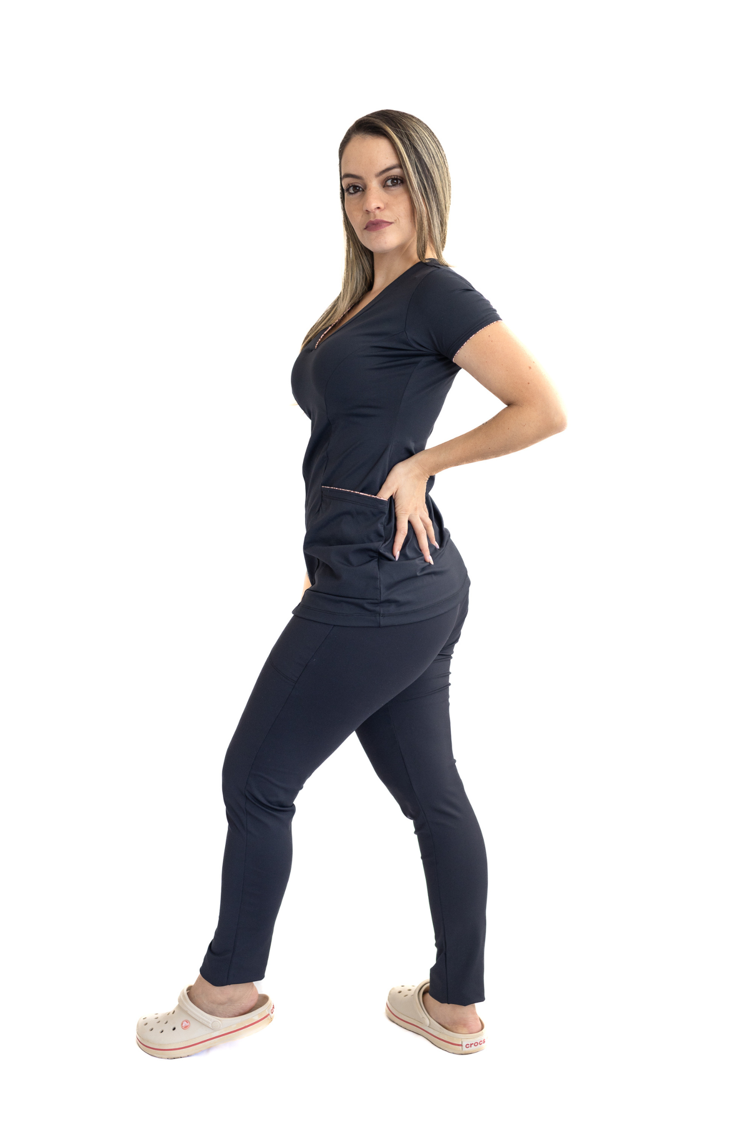scrub-feminino-lotus-preto-oncinha (1)